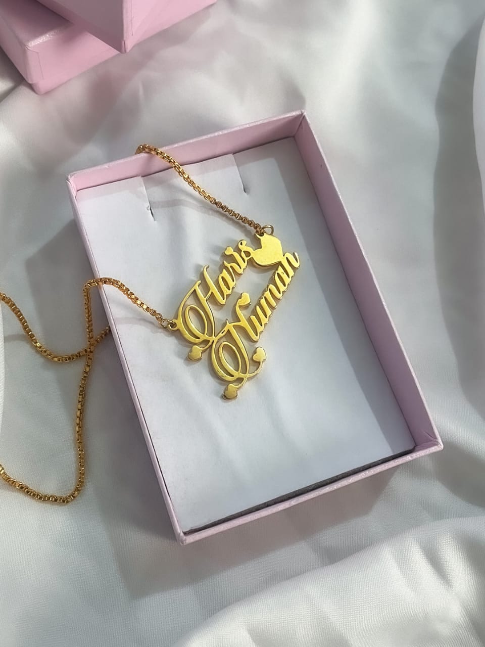 CUSTOMIZE NAME NECKLACE